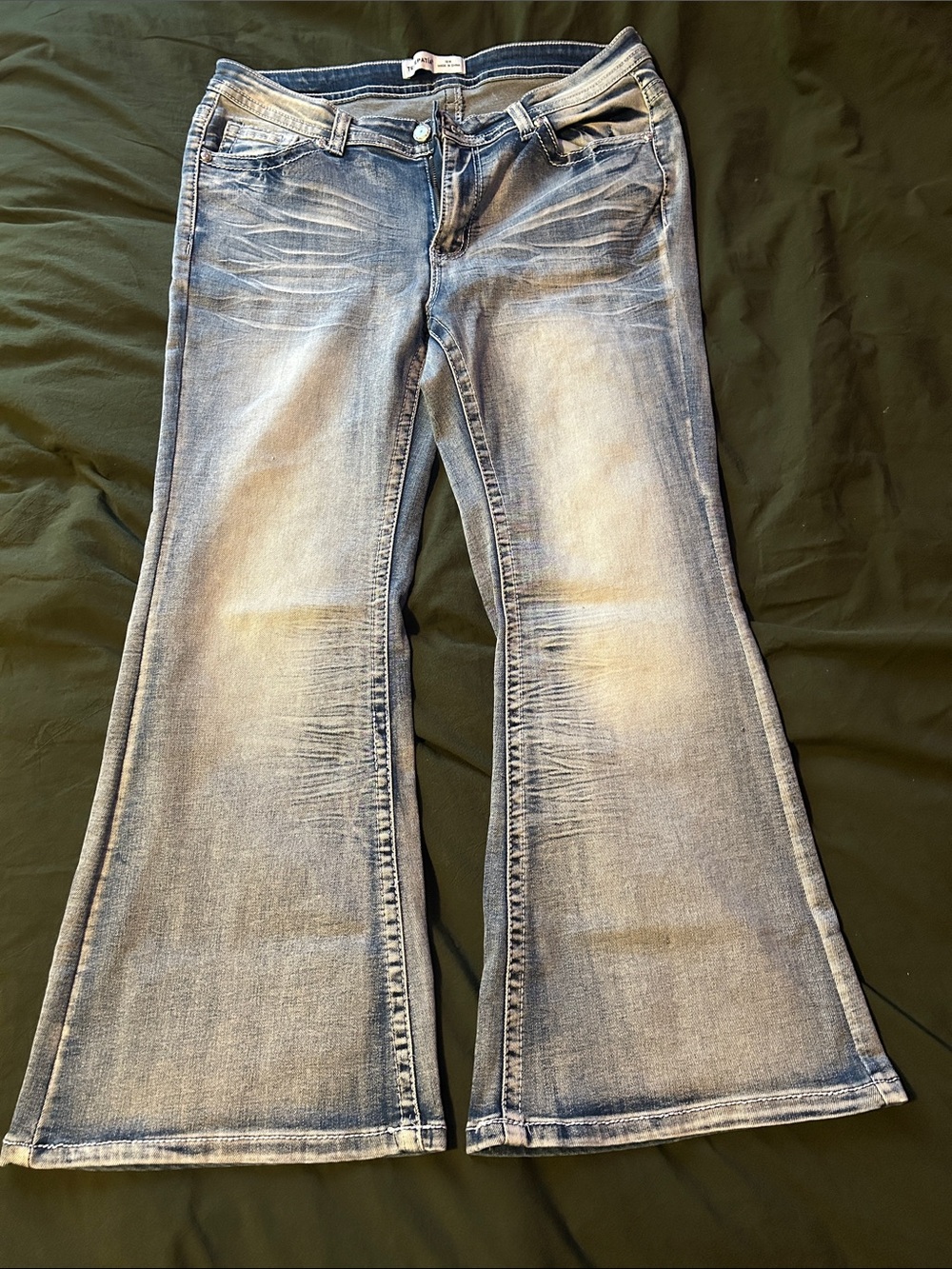 Light Wash Flare Jeans for Women — Classic Flared Silhouette